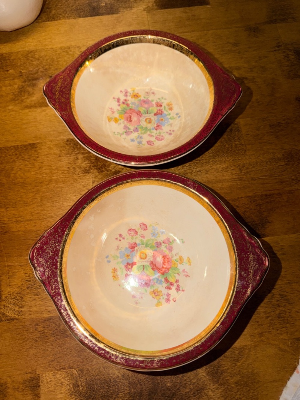 Vintage Aristocrat by Salem 23 Karat Encrusted Gold Bowls (Set of 2)